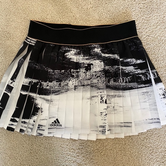 adidas Dresses & Skirts - Adidas New York Tennis Skirt Size Small